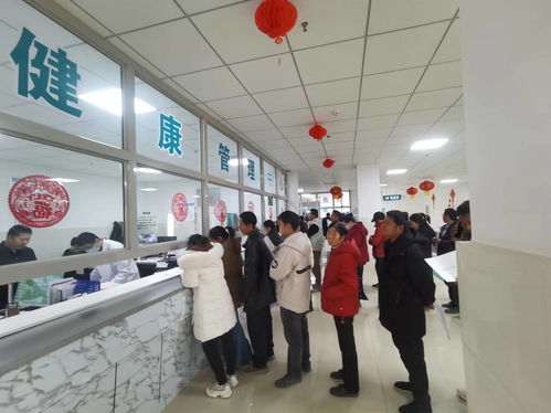 十二團醫院開展65歲以上老人免費體檢，構筑一站式老年健康服務平臺